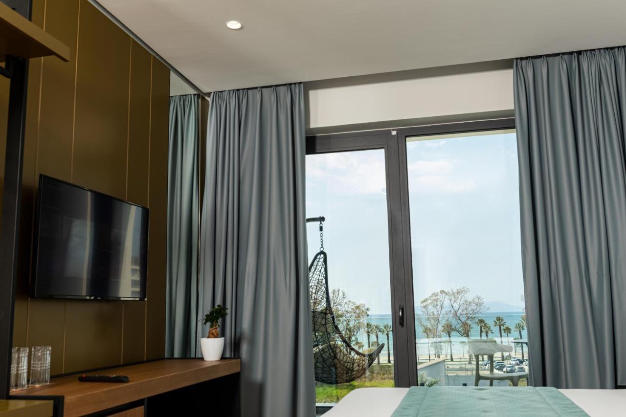 Ames Hotel & Spa فلورا المظهر الخارجي الصورة